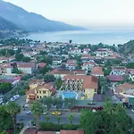Belcehan 3*